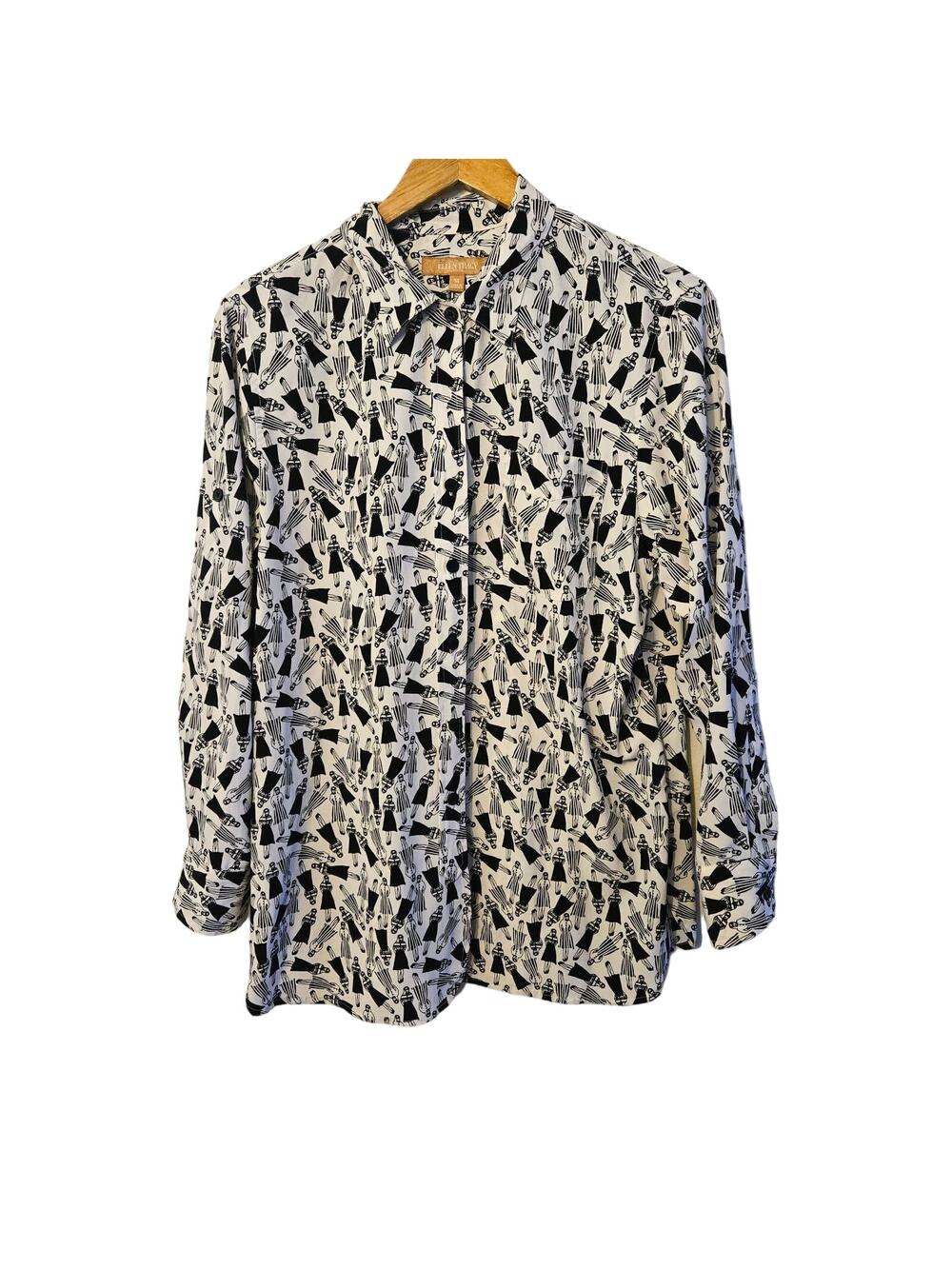 Medium Ellen Tracy Graphic All-Over Print Satin Button-Down Blouse